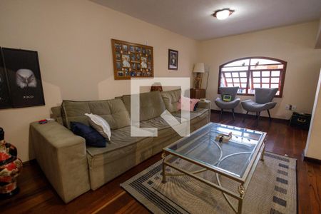 Sala de casa para alugar com 3 quartos, 215m² em Jardim Alice, Taubaté