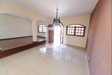 Sala de Jantar de casa para alugar com 3 quartos, 215m² em Jardim Alice, Taubaté