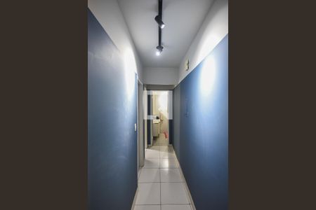 Corredor de apartamento para alugar com 2 quartos, 70m² em Jardim Monte Alegre, Taboão da Serra