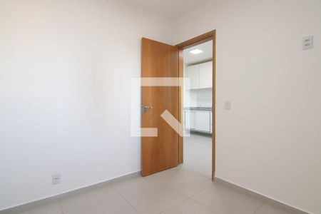 Quarto 1 de apartamento para alugar com 2 quartos, 40m² em Parque Artur Alvim, São Paulo