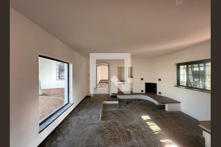 Sala de casa para alugar com 4 quartos, 1000m² em Campo Belo, São Paulo