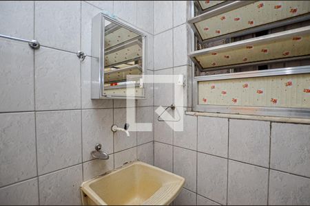 Banheiro de kitnet/studio à venda com 1 quarto, 20m² em Centro, Niterói