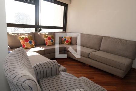 Sala 2 de apartamento à venda com 3 quartos, 237m² em Vila Madalena, São Paulo
