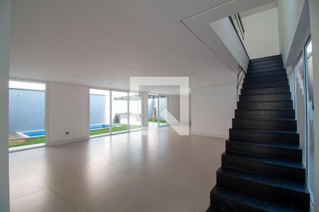 Sala de casa à venda com 4 quartos, 472m² em Jardim dos Estados, São Paulo