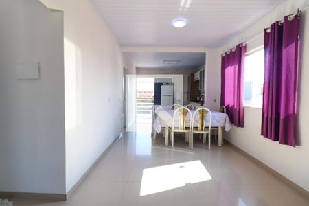 Sala de casa para alugar com 3 quartos, 116m² em Cajuru, Pinhais