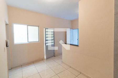 Sala de apartamento para alugar com 1 quarto, 50m² em Jardim Maringa, São Paulo