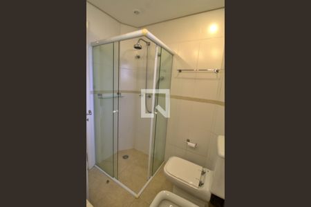 Apartamento para alugar com 300m², 3 quartos e 3 vagas Apartamento para alugar com 300m², 3 quartos e 3 vagasBanheiro da Suíte 2