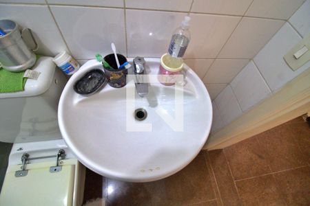 Apartamento para alugar com 300m², 3 quartos e 3 vagas Apartamento para alugar com 300m², 3 quartos e 3 vagasBanheiro de Serviço