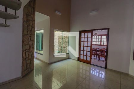 Sala de casa de condomínio para alugar com 3 quartos, 380m² em Chácara Morada Mediterrânea, Jundiaí