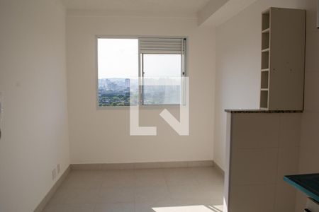 Sala de kitnet/studio para alugar com 1 quarto, 28m² em Barra Funda, São Paulo