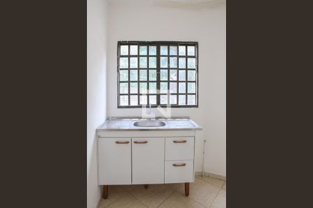 Cozinha e Área de Serviço de kitnet/studio para alugar com 1 quarto, 15m² em Água Branca, São Paulo