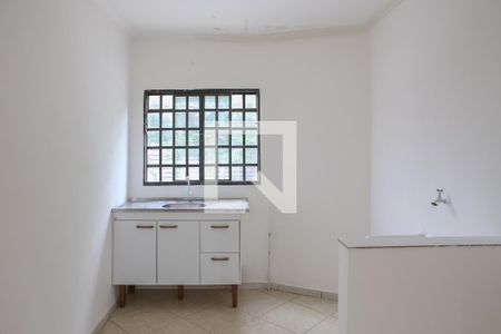 Cozinha e Área de Serviço de kitnet/studio para alugar com 1 quarto, 15m² em Água Branca, São Paulo