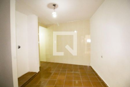 Quarto de casa para alugar com 1 quarto, 55m² em Cupecê, São Paulo