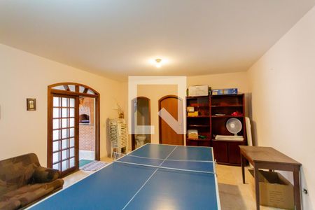 Casa para alugar com 273m², 3 quartos e 3 vagas Casa para alugar com 273m², 3 quartos e 3 vagasÁrea de Jogos