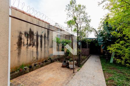 Casa para alugar com 273m², 3 quartos e 3 vagas Casa para alugar com 273m², 3 quartos e 3 vagasQuintal