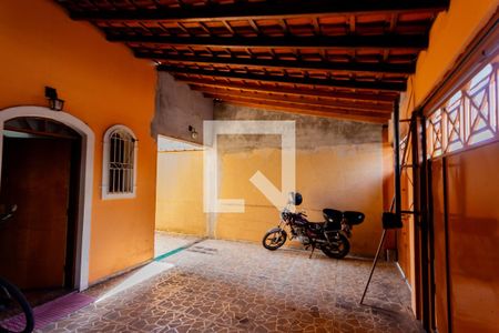 Casa para alugar com 273m², 3 quartos e 3 vagas Casa para alugar com 273m², 3 quartos e 3 vagasGaragem