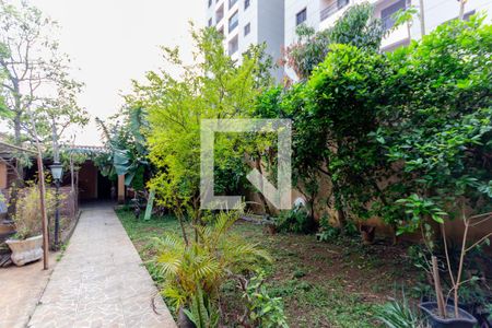 Casa para alugar com 273m², 3 quartos e 3 vagas Casa para alugar com 273m², 3 quartos e 3 vagasQuintal