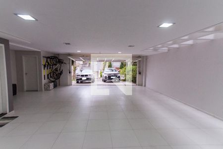 Casa de condomínio à venda com 450m², 4 quartos e 6 vagas Casa de condomínio à venda com 450m², 4 quartos e 6 vagasGaragem