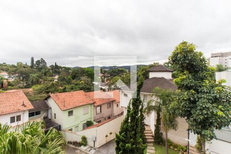Casa de condomínio à venda com 450m², 4 quartos e 6 vagas Casa de condomínio à venda com 450m², 4 quartos e 6 vagasVista da Varanda da Suíte 1