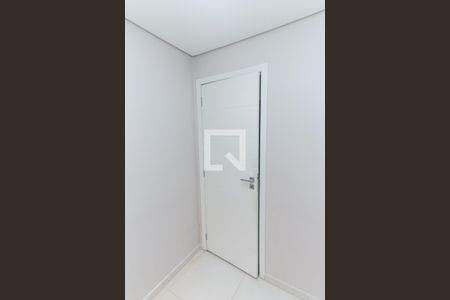 Casa de condomínio à venda com 450m², 4 quartos e 6 vagas Casa de condomínio à venda com 450m², 4 quartos e 6 vagasLavabo da Garagem