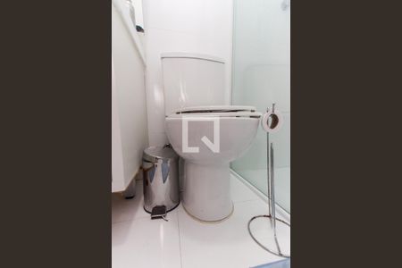 Casa de condomínio à venda com 450m², 4 quartos e 6 vagas Casa de condomínio à venda com 450m², 4 quartos e 6 vagasBanheiro da Suíte 4