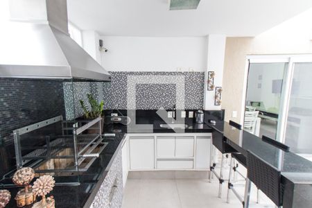 Casa de condomínio à venda com 450m², 4 quartos e 6 vagas Casa de condomínio à venda com 450m², 4 quartos e 6 vagasÁrea de Lazer