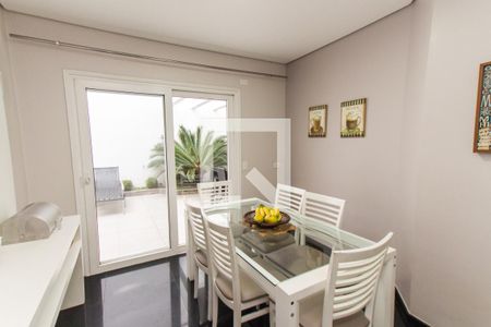 Casa de condomínio à venda com 450m², 4 quartos e 6 vagas Casa de condomínio à venda com 450m², 4 quartos e 6 vagasCopa