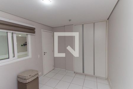 Casa de condomínio à venda com 450m², 4 quartos e 6 vagas Casa de condomínio à venda com 450m², 4 quartos e 6 vagasSuíte da Garagem