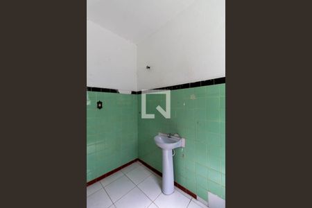 Banheiro  de casa para alugar com 1 quarto, 80m² em Vila Ré, São Paulo