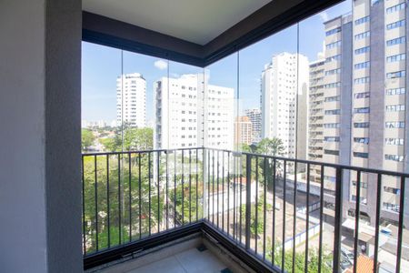 Varanda de kitnet/studio para alugar com 1 quarto, 28m² em Campo Belo, São Paulo