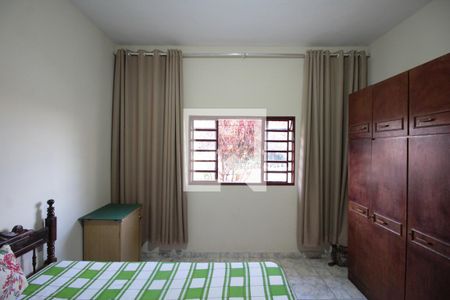 Quarto 1 de casa para alugar com 3 quartos, 360m² em Jardim Leblon, Belo Horizonte