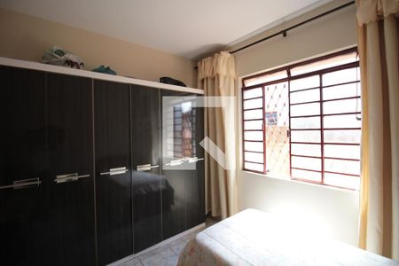Quarto 2 de casa à venda com 3 quartos, 360m² em Jardim Leblon, Belo Horizonte