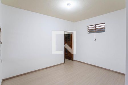 Sala de casa para alugar com 1 quarto, 105m² em Jardim Guanabara, Belo Horizonte