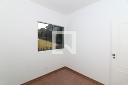 Quarto 2 de apartamento para alugar com 2 quartos, 60m² em Padre Eustáquio, Belo Horizonte