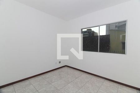 Sala de apartamento para alugar com 2 quartos, 60m² em Padre Eustáquio, Belo Horizonte