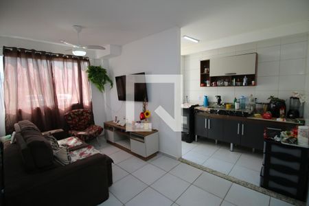 Sala de apartamento para alugar com 2 quartos, 58m² em Bonsucesso, Rio de Janeiro