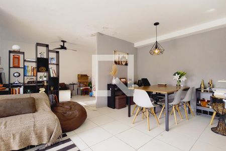 Sala de apartamento à venda com 2 quartos, 68m² em Jacarepaguá, Rio de Janeiro