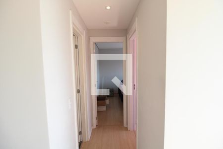 Corredor de apartamento para alugar com 2 quartos, 43m² em Loteamento City Jaragua, São Paulo