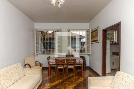 Sala de apartamento à venda com 3 quartos, 70m² em Navegantes, Porto Alegre