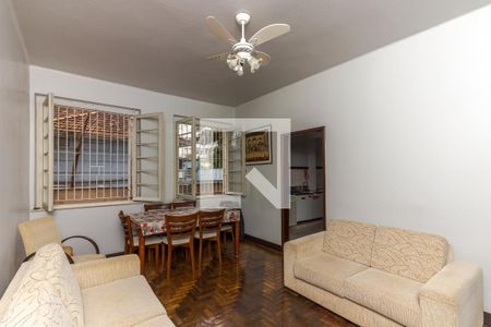 Sala de apartamento à venda com 3 quartos, 70m² em Navegantes, Porto Alegre