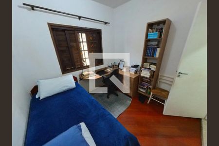 Quarto 1 de casa para alugar com 3 quartos, 200m² em Moinho Velho, São Paulo