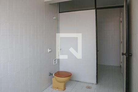 Casa à venda com 70m², 2 quartos e sem vaga Casa à venda com 70m², 2 quartos e sem vagaBanheiro