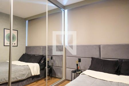 Quarto de apartamento à venda com 1 quarto, 90m² em Serra, Belo Horizonte