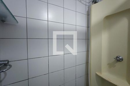 Banheiro de apartamento à venda com 2 quartos, 52m² em Jardim Dom Vieira, Campinas