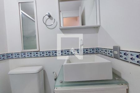 Banheiro de apartamento à venda com 2 quartos, 52m² em Jardim Dom Vieira, Campinas