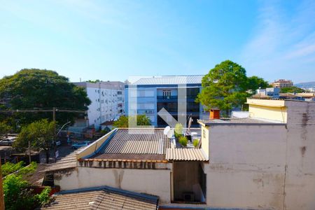 Vista da Sala de apartamento à venda com 3 quartos, 90m² em Santa Cecília, Porto Alegre