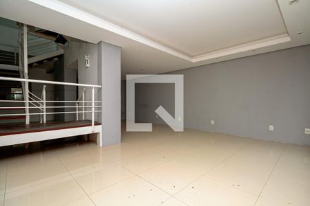 Sala de casa para alugar com 3 quartos, 230m² em Ipanema, Porto Alegre