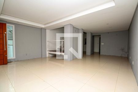 Sala de casa para alugar com 3 quartos, 230m² em Ipanema, Porto Alegre