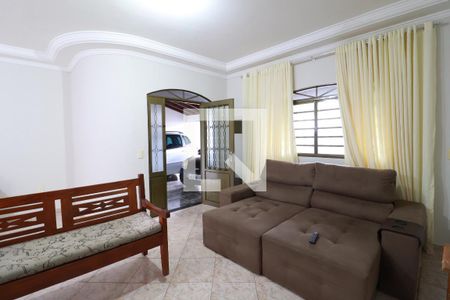 Sala de casa para alugar com 4 quartos, 200m² em Cidade Jardim, Uberlândia