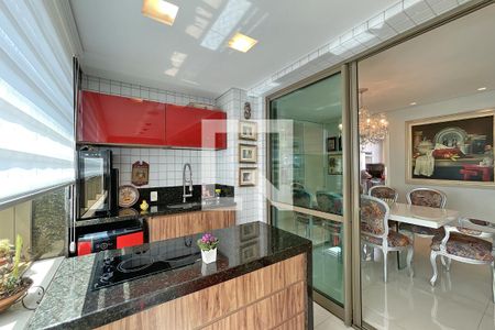 Cozinha de apartamento à venda com 4 quartos, 156m² em São Pedro, Belo Horizonte